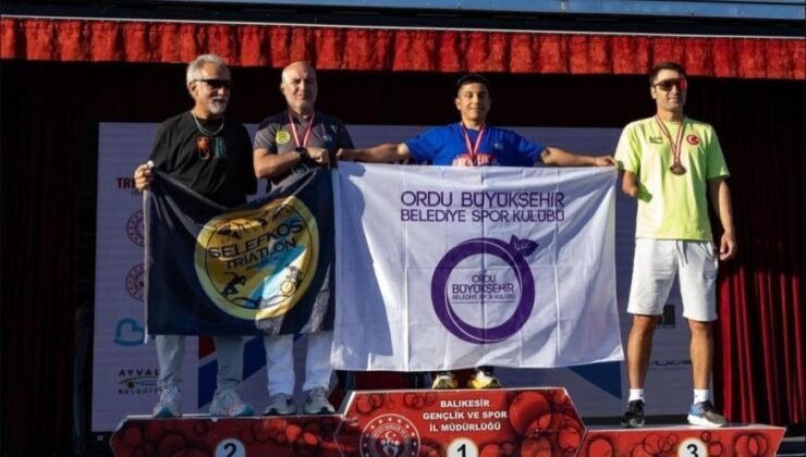 Triatlon Yarışlarında Ordu’ya 1 Altın 1 Gümüş Madalya