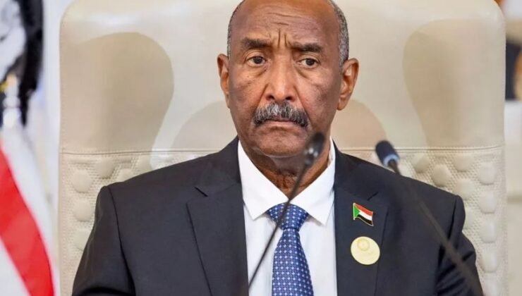 Sudan Egemenlik Konseyi Başkanı Burhan Açıklama: ”Bu Savaş Ancak İsyanın Kökünün Kazınmasıyla Biter”
