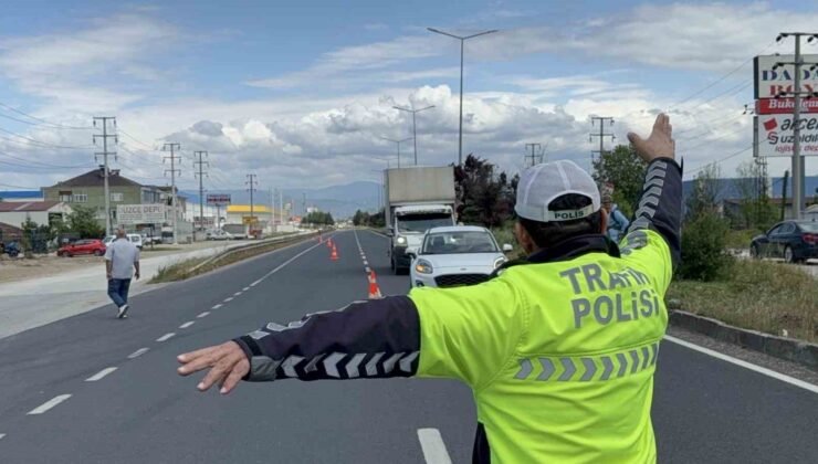 22’si alkolden 156 araç trafikten men edildi