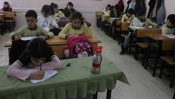 41 bini aşkın öğrenci “Oku Kitabını, Al Armağanını” yarışmasında buluştu