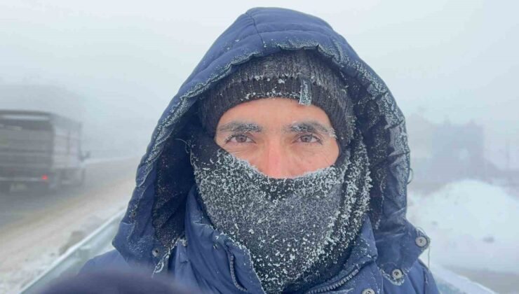 Ağrı’da Sibirya soğukları hayatı durma noktasına getirdi