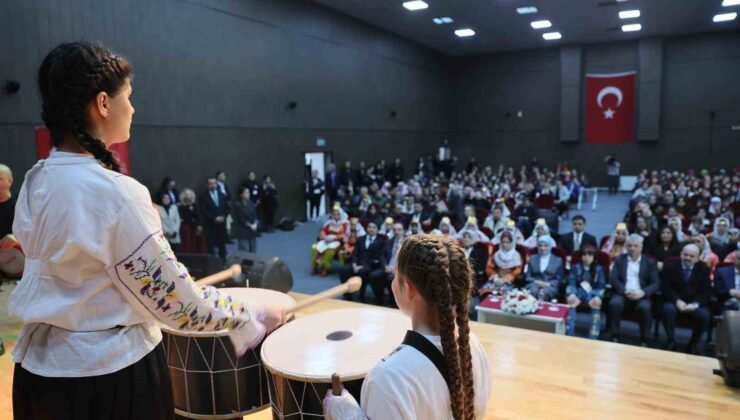 Aile ve Sosyal Hizmetler Bakanı Göktaş, ‘Bizim Çocuklar’ 13’üncü Türkiye Halk Oyunları Yarışması açılışına katıldı