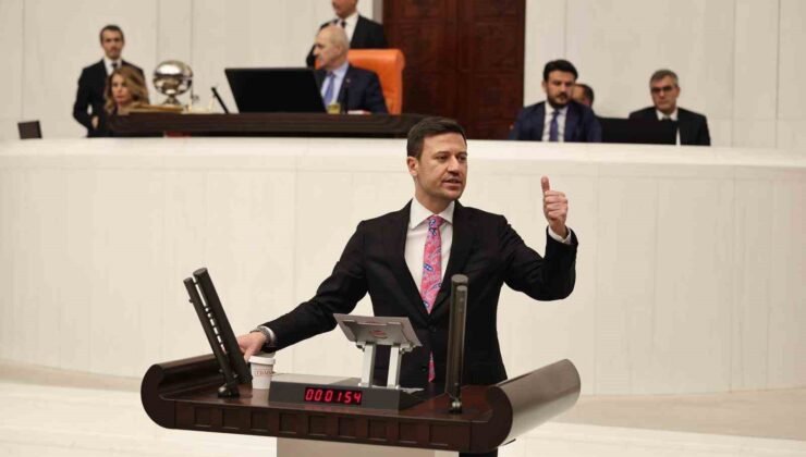 AK Partili Baykoç’tan Beşikçioğlu’na eleştiri: “Film çekmekten, dizi çekmekten boş zamanı yok”