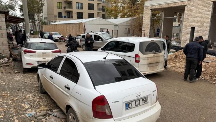 Alacak verecek kavgasında 4 kişi yaralandı
