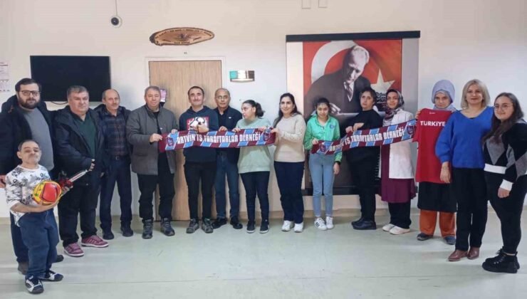 Artvin Trabzonspor Taraftarlar Derneğinden özel gereksinimli bireylere anlamlı ziyaret