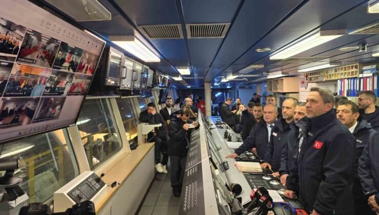 Bakan Bayraktar: “2026 yılı bir taraftan üretimi arttırdığımız bir yıl olacak”