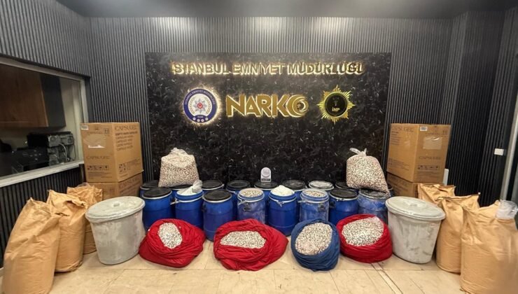 Bakan Yerlikaya: “İstanbul ve İzmir’de gerçekleştirilen uyuşturucu operasyonlarında 6 milyon 958 bin adet uyuşturucu hap ele geçirildi”