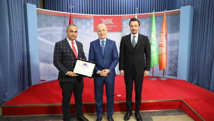BARÜ’nün 7 programı “Engelsiz Üniversite Program Nişanı” aldı