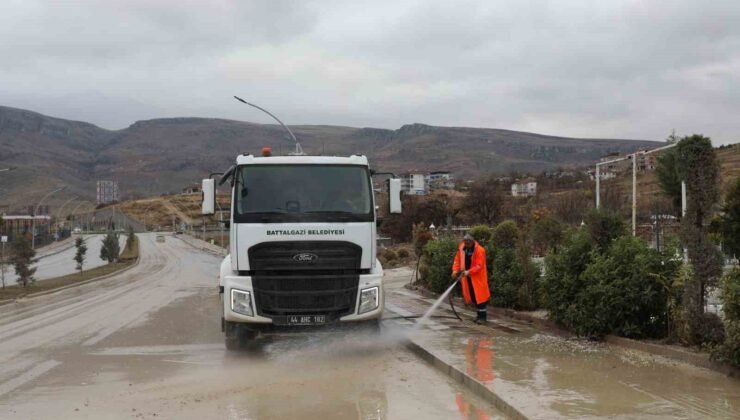 Battalgazi Belediyesi’nden Pınarbaşı Göleti çevresinde detaylı temizlik