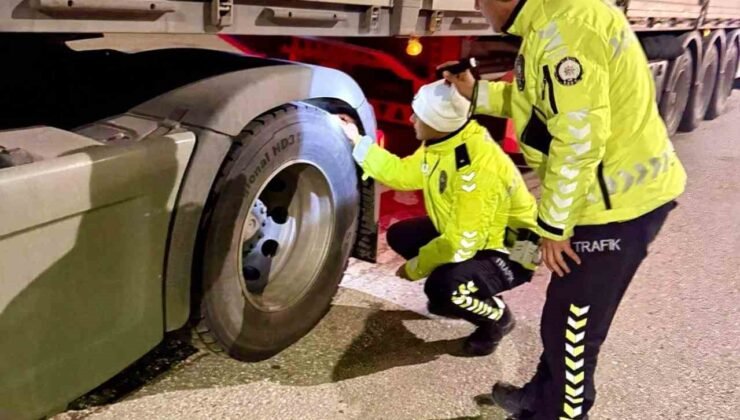 Bilecik’te kış lastiği denetimleri sürüyor