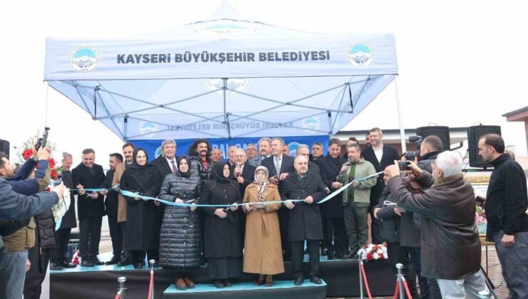 Birdal Cami ibadete açıldı