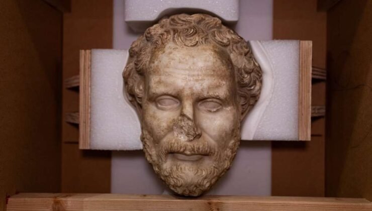 Boubon’un Kayıp İmparatoru, Mermer Demosthenes Başı ve düver pişmiş toprak levhaları Türkiye’ye dönüyor