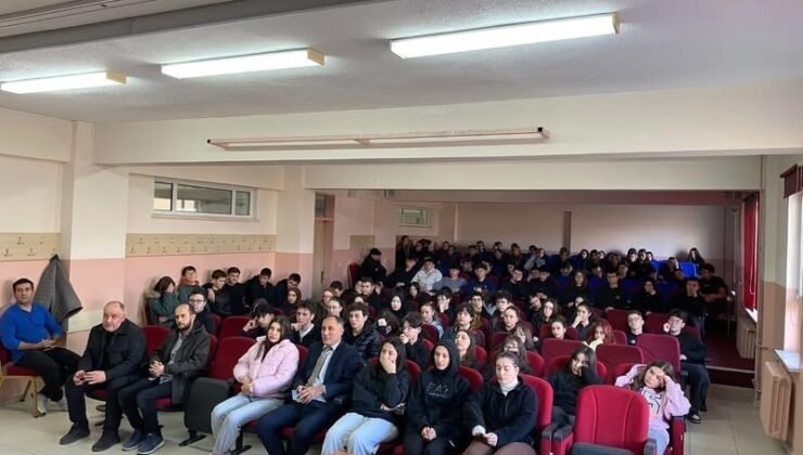 Bozüyük’te öğrencilere ‘Aile’ semineri verildi