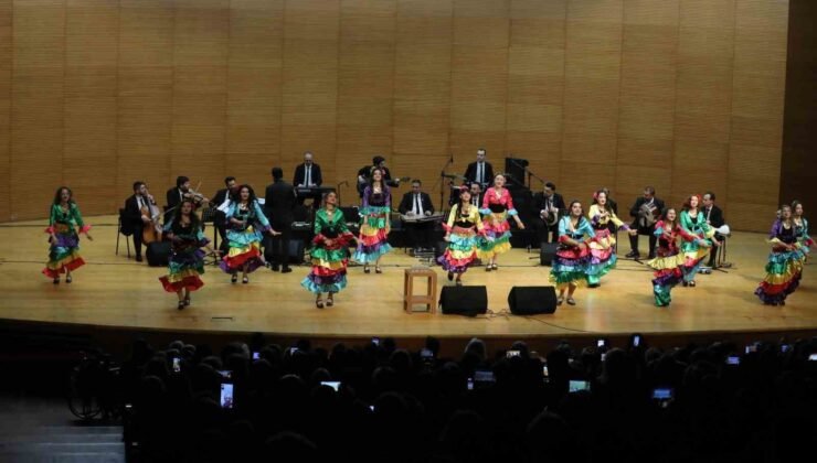 Bursa’da “Balkan ve Roman Gecesi” coşkusu