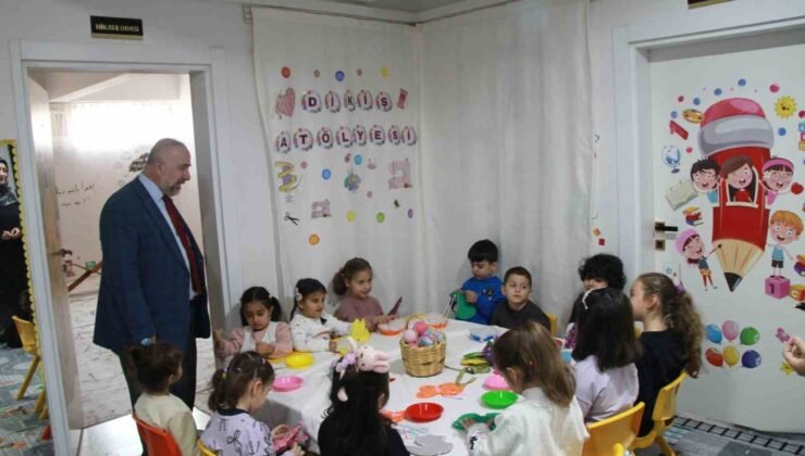 Cizre’de 4-6 yaş Kur’an kursu öğrencileri, çift dallı eğitimle hem eğleniyor hem öğreniyor