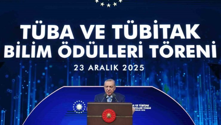 Cumhurbaşkanı Erdoğan: “Türkiye bölgesinin veri üssü konumuna gelecektir”