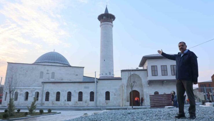 Depremde yerle bir olan Habibi Neccar Cami, restorasyon çalışmalarıyla yeniden hayat buldu