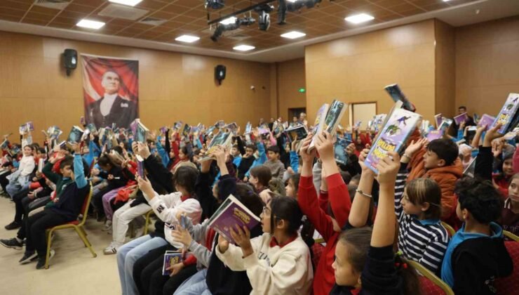 Dijital bağımlılık ve akran zorbalığına karşı kitaplı mücadele