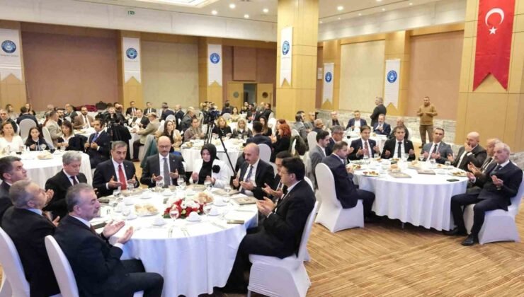 ‘Hüseyin Nihal Atsız’a Vefa’ temasıyla düzenlenen şiir yarışmasının ödül töreni yapıldı