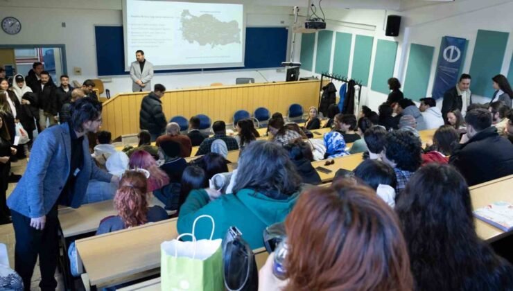 ’Toprağın Altından Sofranın Üstüne: Küllüoba’da Ekmeğin Arkeolojisi’ başlıklı seminer düzenlendi