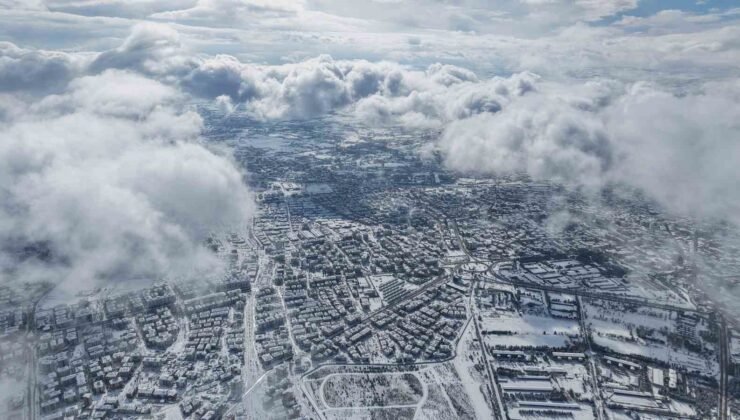 Elazığ’dan İzlanda ve Norveç’i hatırlatan kış manzaraları