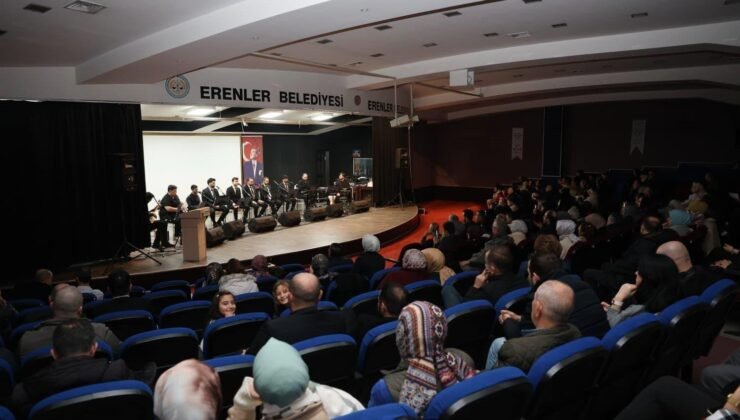 Erenler’de Hikayeli Türküler Konseri’ne vatandaştan ilgi