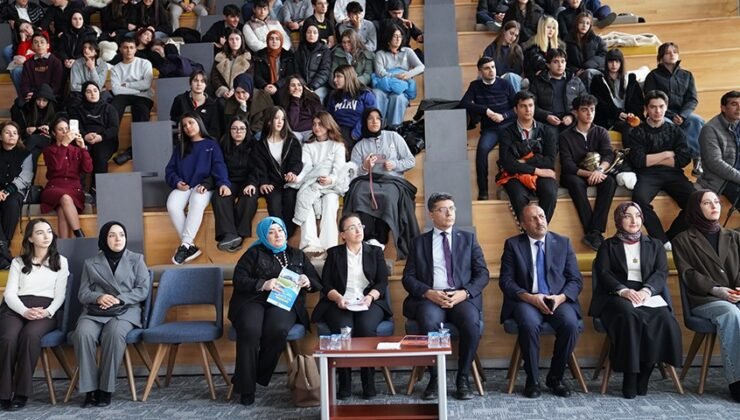 ETÜ’de “Erzurum’daki kütüphaneleri tanımak ve tanıtmak” söyleşisi düzenlendi