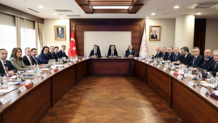 Gıda ve Tarımsal Ürün Piyasaları İzleme Komitesi toplandı