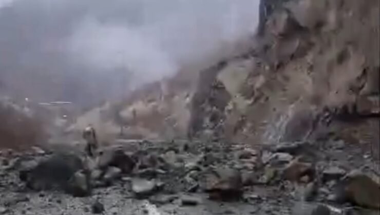 Hakkari’de heyelan