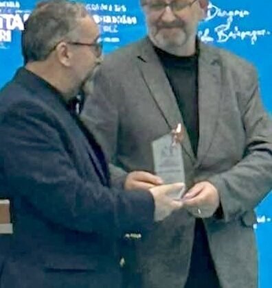 Hasan Hüseyin Tokuş’a edebiyat ödülü