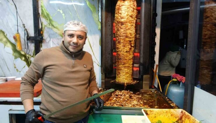 “Kadir Baba” akımı, Kilis’te esnafa renk kattı