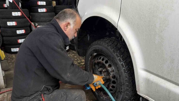 Kar yağdı, kış lastiği telaşı başladı