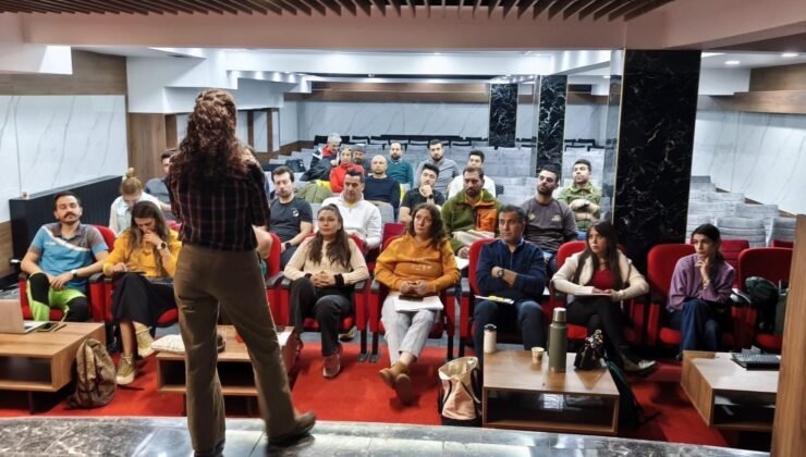 Karslı dağcılardan Kars’a Spor Tırmanış hakemliği