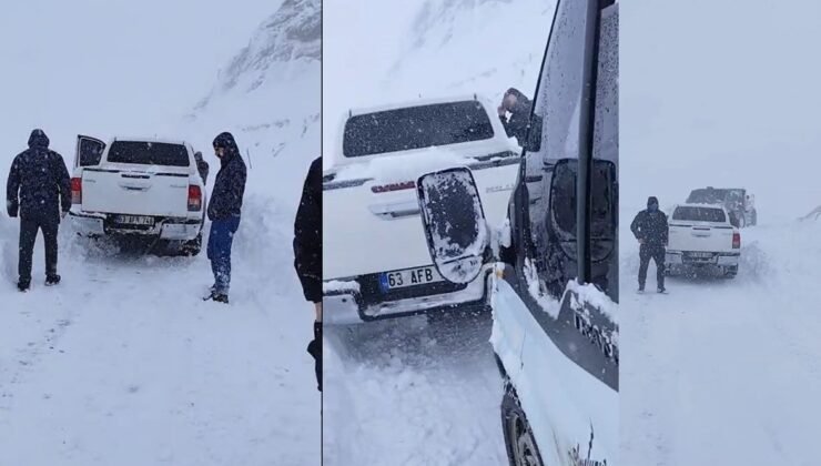 Kayak merkezi yolunda mahsur kalanlar kurtarıldı