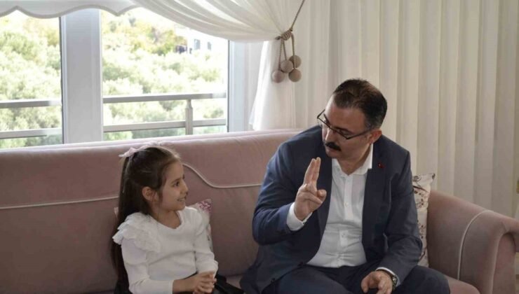 Kaymakam Ateş, öğrencilerin misafiri oldu