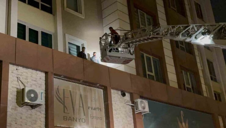 Kayseri’de bir garip olay: 3’üncü kattan çarşafla indiler: 2 gözaltı