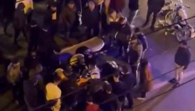 Kaza yapan motosiklet sürücüsünün acılar içinde bağırması kameraya yansıdı