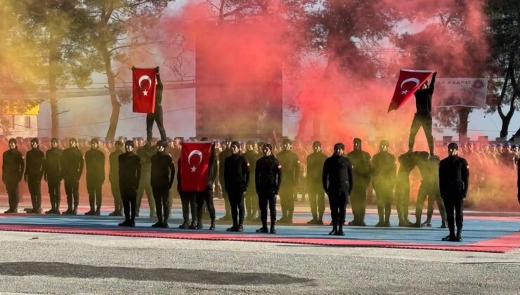 Kırkağaç’ta uzman erbaşların mezuniyet coşkusu