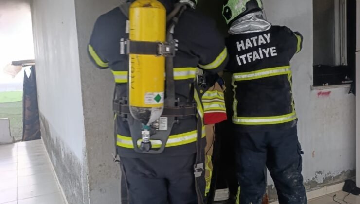 Kumlu’da müstakil ev yangını