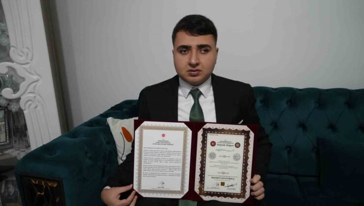 Kur’an-ı Kerim aşkı, görmeyen gözü oldu 1 yılda hafız oldu