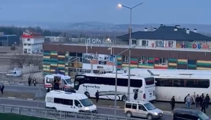 Kütahya’da zincirleme trafik kazası: 3 yaralı
