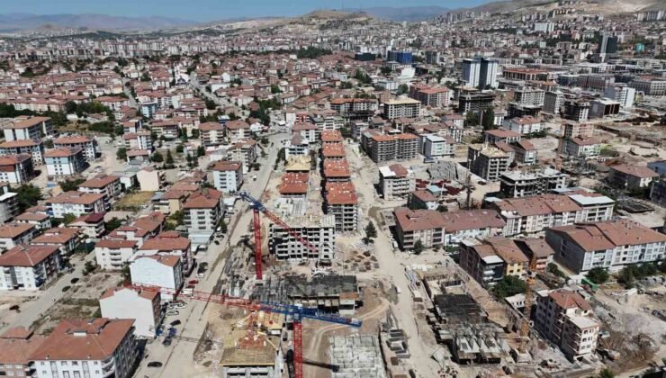 Malatya’da depremde yıkılan Gökkuşağı ve Bulut Apartmanları davasında müteahhide 15 yıl hapis cezası