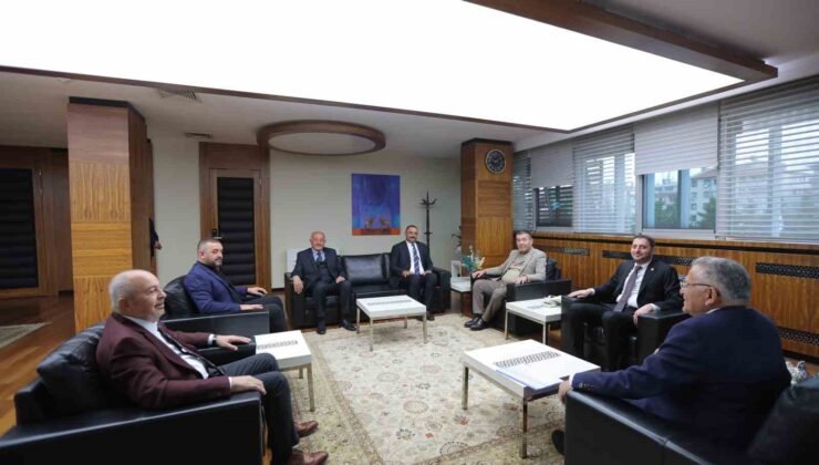 MHP Kayseri heyetinden Başkan Büyükkılıç’a ziyaret