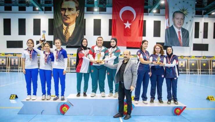 Muğla Büyükşehir okçuları Türkiye ikincisi