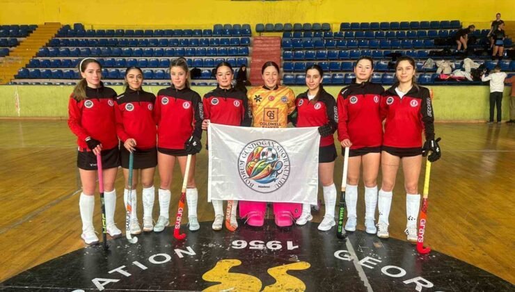 Muğla’da hokey sınırları aşıyor