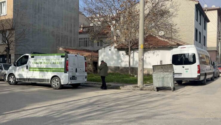 Muhtarın 10 gün boyunca haber alamadığı 74 yaşındaki şahıs evinde ölü bulundu