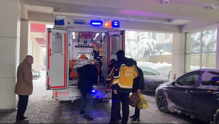 Muş’ta özel donanımlı obez ambulansla hasta nakli gerçekleştirildi