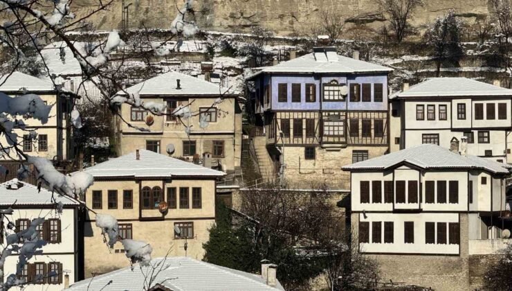 Osmanlı’nın parmak izi Safranbolu kar manzaralarıyla mest etti