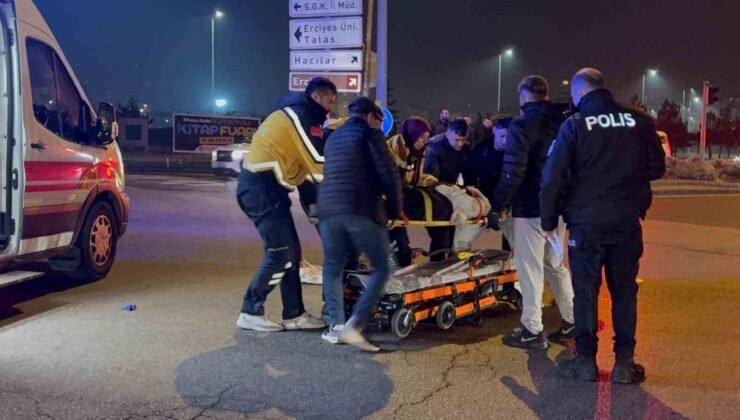 Otomobil motosiklete çarptı: 1 ağır yaralı