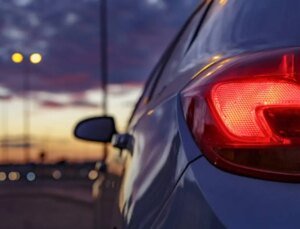 Porsche sahipleri şaşkın: Araçlar aniden kendini kilitliyor!